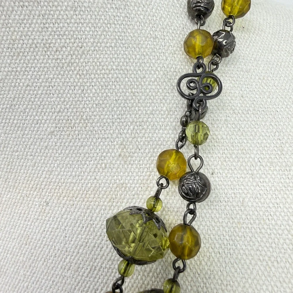 Faceted‎ Bead Necklace Green Olive Tone Metal Accents Neutral